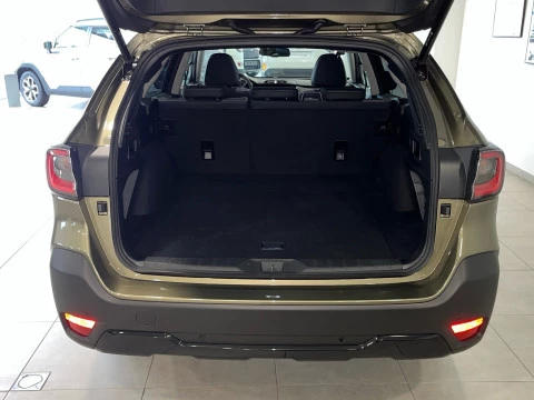 Subaru Outback 2.5i Field CVT Lineartronic AWD