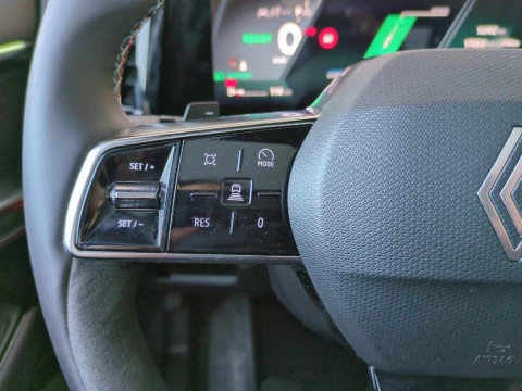 Renault Rafale Esprit Alpine E-Tech full hybrid 147kW