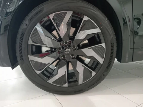 Renault Rafale  E-Tech Esprit Alpine 4x4 221kW
