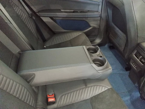 Renault Rafale  E-Tech Esprit Alpine 4x4 221kW