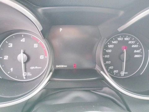 Alfa Romeo Stelvio 2.2 Diésel 140kW (190CV) Sprint Q4