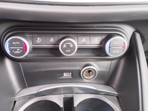 Alfa Romeo Stelvio 2.2 Diésel 140kW (190CV) Sprint Q4