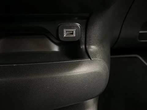 Citroën C4 Cactus BlueHDi 100 SANDS Feel 75 kW (102 CV)