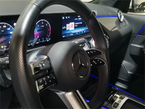 Mercedes-Benz GLA 200 D