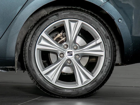 Seat Nuevo León 1.0 eTSI 81kW DSG-7 S&S FR 25 Aniv