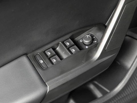 Seat Nuevo León 1.0 eTSI 81kW DSG-7 S&S FR 25 Aniv