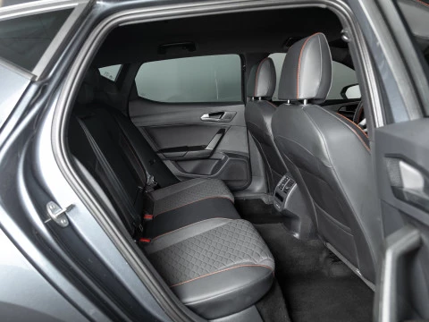 Seat Nuevo León 1.0 eTSI 81kW DSG-7 S&S FR 25 Aniv