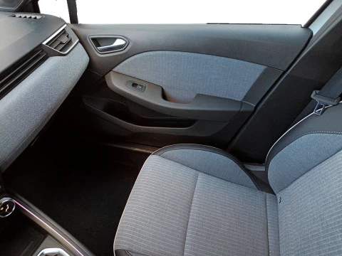 Renault Clio RENAULT CLIO TECHNO ECO-G 100CV (74 KW)