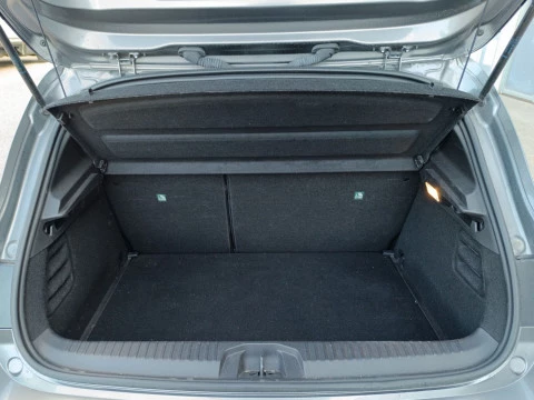 Renault Clio RENAULT CLIO TECHNO ECO-G 100CV (74 KW)