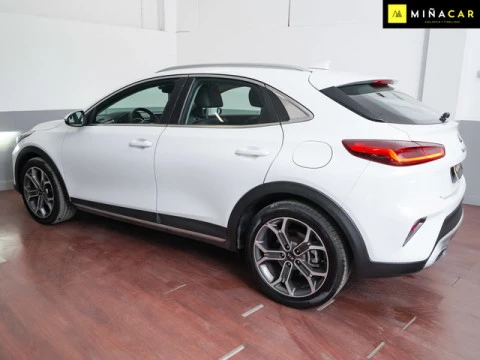 Kia XCeed 1.6 MHEV iMT Tech 100 kW (136 CV)