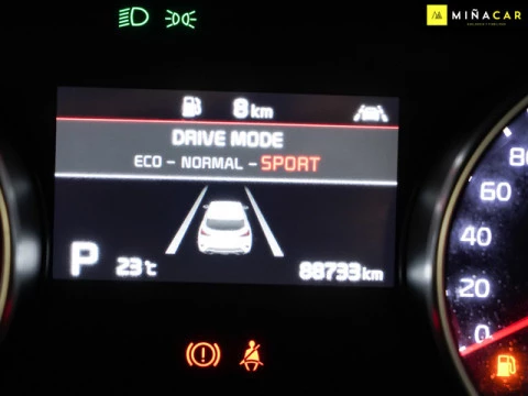 Kia XCeed 1.6 MHEV iMT Tech 100 kW (136 CV)