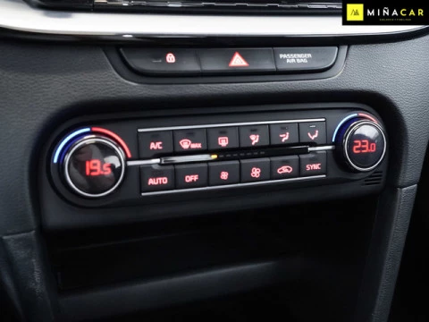 Kia XCeed 1.6 MHEV iMT Tech 100 kW (136 CV)