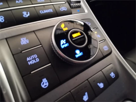 Hyundai Santa Fe 1.6 TGDi PHEV Style Auto 4x4