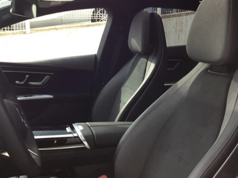 Mercedes-Benz EQE  350