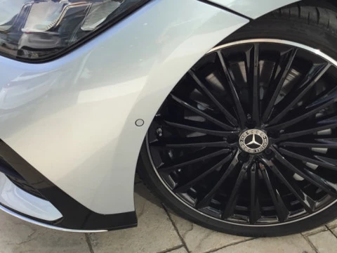 Mercedes-Benz EQE  350