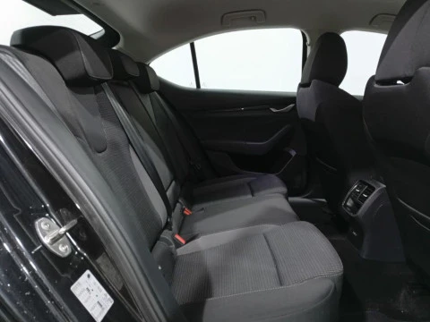 Skoda Octavia 1.5 TSI m-HEV Selection DSG 110 kW (150 CV)
