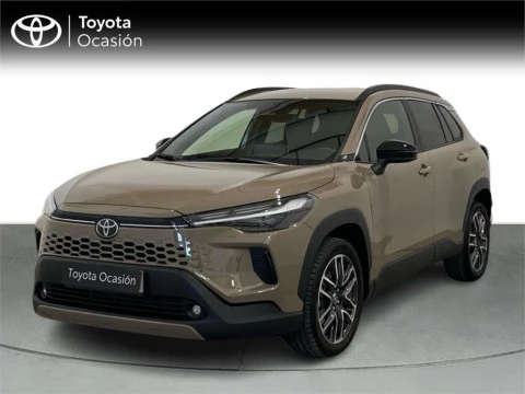 Toyota Corolla Cross Style Hybrid 200