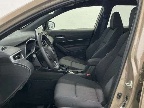 Toyota Corolla Cross Style Hybrid 200