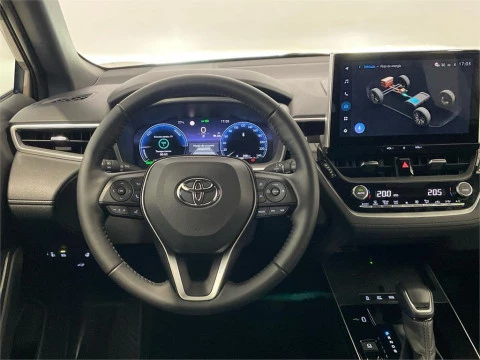 Toyota Corolla Cross Style Hybrid 200