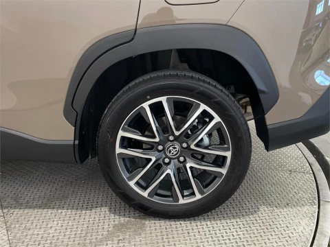 Toyota Corolla Cross Style Hybrid 200
