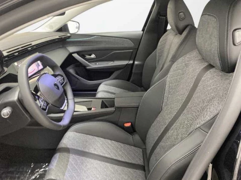 Peugeot 408 Nuevo  Allure Pack Gasolina 130 S&S EAT8