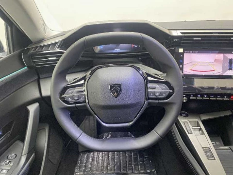 Peugeot 408 Nuevo  Allure Pack Gasolina 130 S&S EAT8