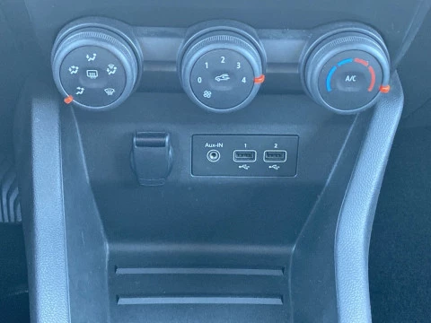 Renault Clio Business SCe 49 kW (67CV)