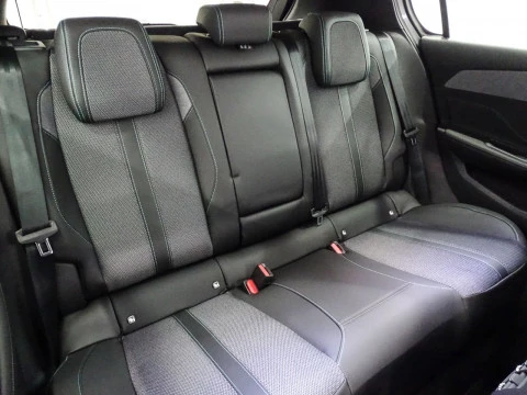 Peugeot 308 5P Allure Pack Hybrid 180 eEAT8