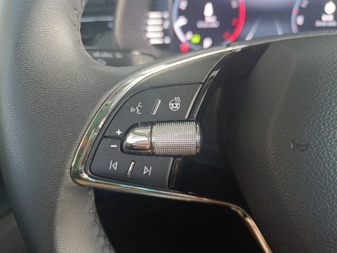 Skoda Scala 1.0 TSI 81KW (110 CV) DSG Ambitio