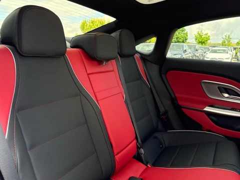 Mercedes-Benz CLA  250+ con tecnologia EQ