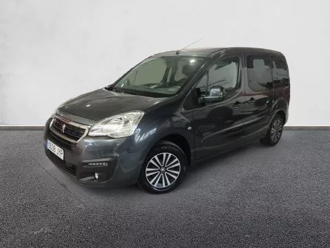 Peugeot Partner TEPEE Active 1.6 BlueHDi 73KW (100CV) Peugeot Partner TEPEE Active 1.6 BlueHDi 73KW (100CV)