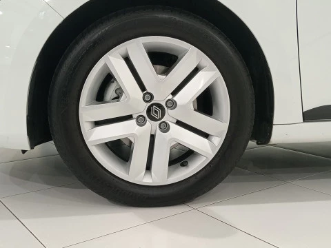 Renault Clio  E-TECH Full Hybrid Evolution 105kW