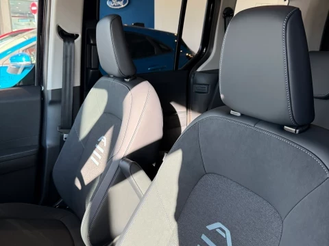 Ford Tourneo Courier BEV 43,5kWh 100kW (136CV) Active Auto