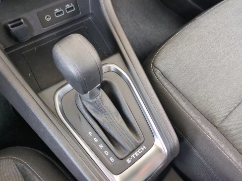 Renault Captur Intens E-TECH Híbrido 105kW (145cv)