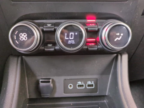 Renault Captur Intens E-TECH Híbrido 105kW (145cv)