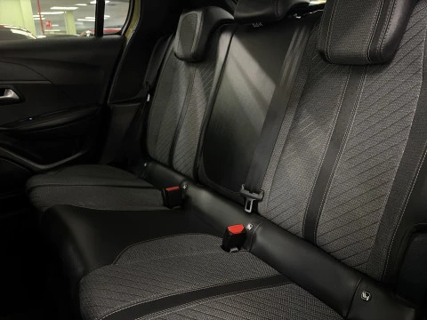 Peugeot 208 Allure Hybrid eDCS6 107 kW (145 CV)
