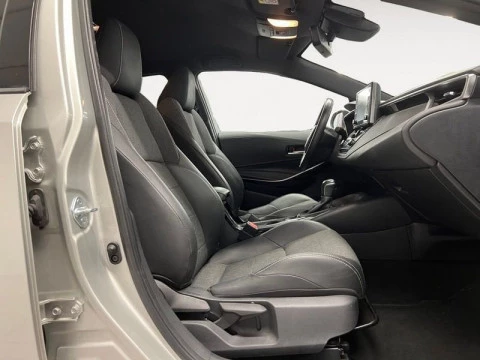 Toyota Corolla 1.8 125H STYLE E-CVT