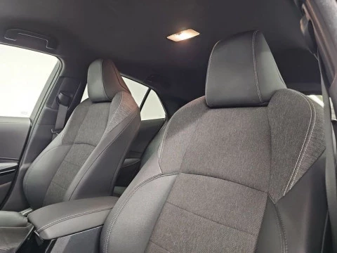 Toyota Corolla 1.8 125H STYLE E-CVT