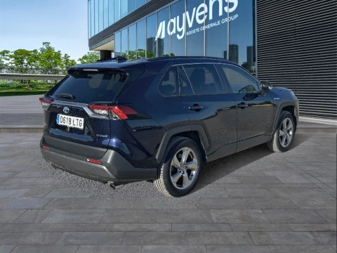 Toyota Rav4 2.5l 220H Advance