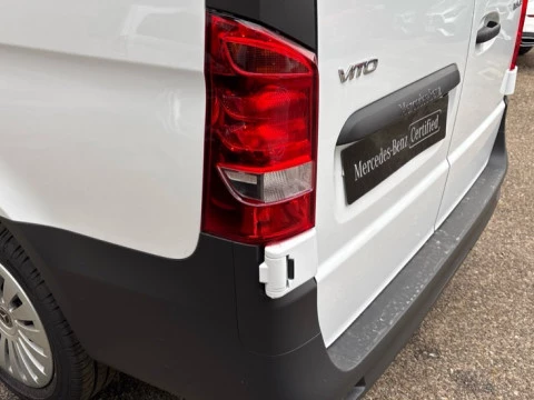 Mercedes-Benz Vito Nuevo Vito 110 CDI Furgón PRO Larga