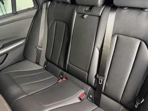 BMW Serie 3 318d Touring 110 kW (150 CV)