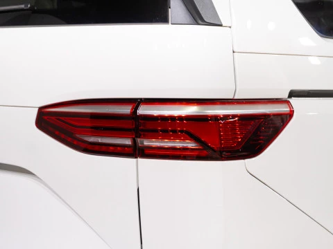 Volkswagen Multivan Highline Corto 2.0 TSI 150kW BMT DSG 4M