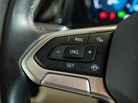 Volkswagen Multivan Highline Corto 2.0 TSI 150kW BMT DSG 4M