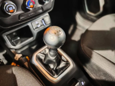 Jeep Renegade 1.6 E-TORQ 81kW Sport FWD E6