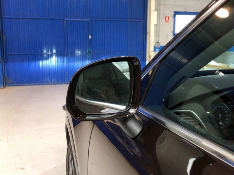 Volvo XC90 2.0 B5 D MOMENTUM 5 SEAT AWD AUTO 5P