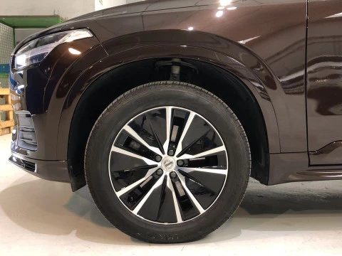 Volvo XC90 2.0 B5 D MOMENTUM 5 SEAT AWD AUTO 5P