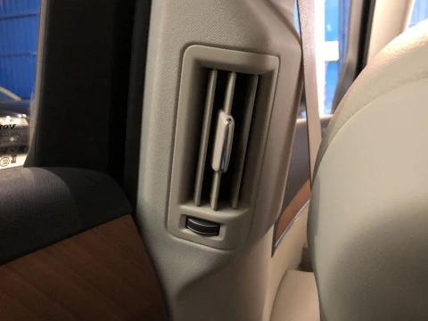 Volvo XC90 2.0 B5 D MOMENTUM 5 SEAT AWD AUTO 5P