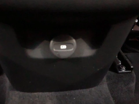 Volvo XC90 2.0 B5 D MOMENTUM 5 SEAT AWD AUTO 5P