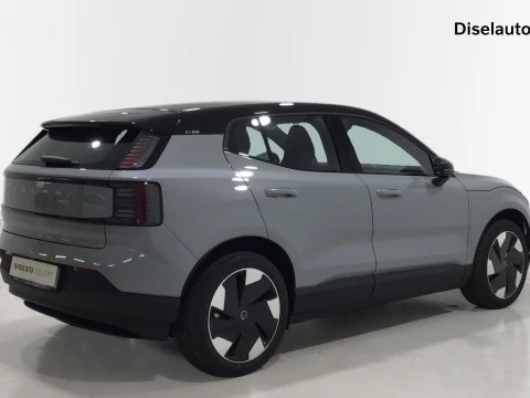 Volvo EX30 Single Motor Extended Range Plus Auto