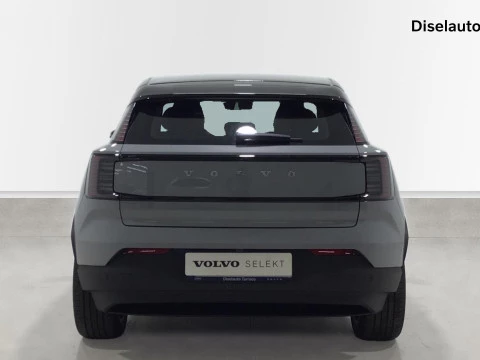 Volvo EX30 Single Motor Extended Range Plus Auto